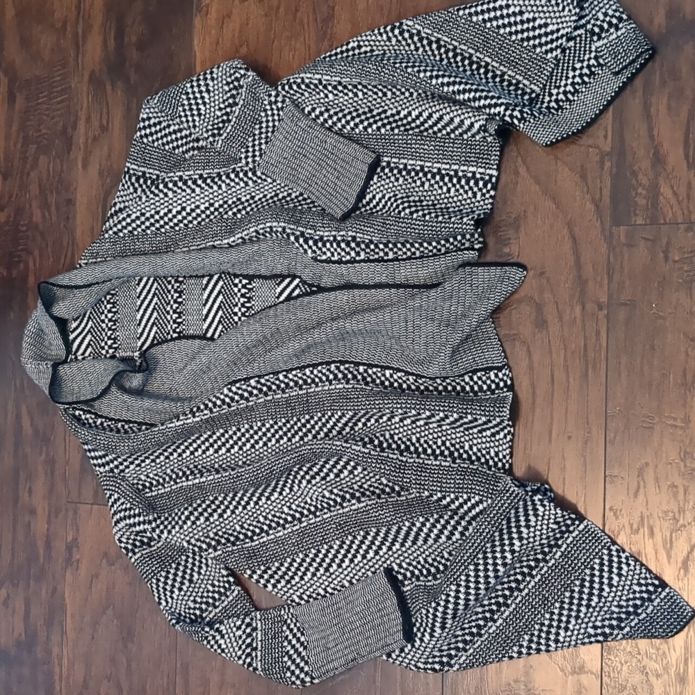 BB Dakota Women's XS Sweater Cardigan Black & White